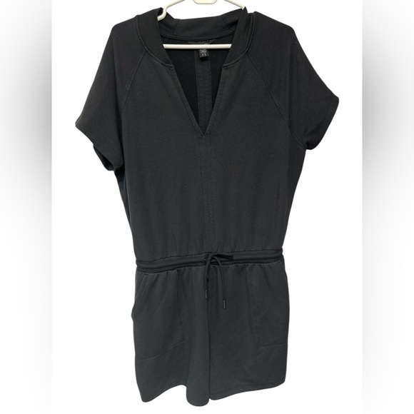 Athleta Balance Romper Shorts Black One Piece Short Sleeve - Picture 1 of 7